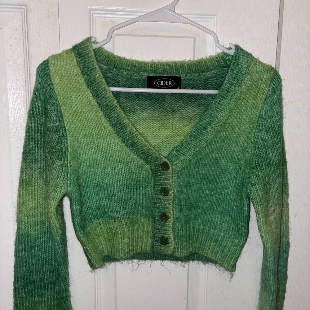 Green fuzzy cropped cardigan